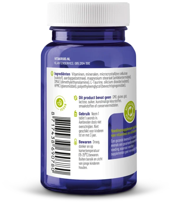 Purple plastic bottle with a white lid containing Vitakruid – Multi Day & Night® Mama (2 x 30 Tablets); Dutch label lists ingredients, usage instructions, and certifications.